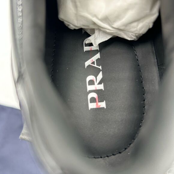Men's Prada downtown patent leather triangle logo sneakers size 9, made in Italy - Picture 8 of 12